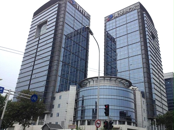 北京海淀清華同方科技廣場地彈門維修服務案例