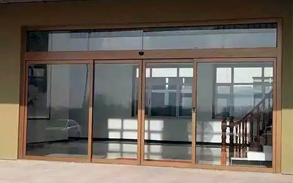 重視自動門售后服務，守護正常通行2