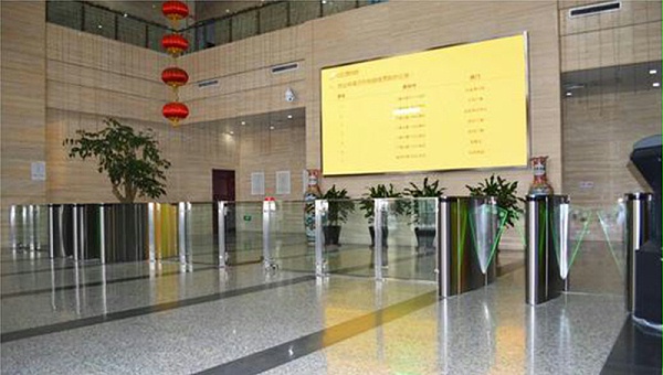 閘機為何能成為安防領(lǐng)域的重要組成部分