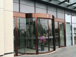 北京兩翼旋轉門保養天橋藝術大廈兩翼旋轉門保養服務案例