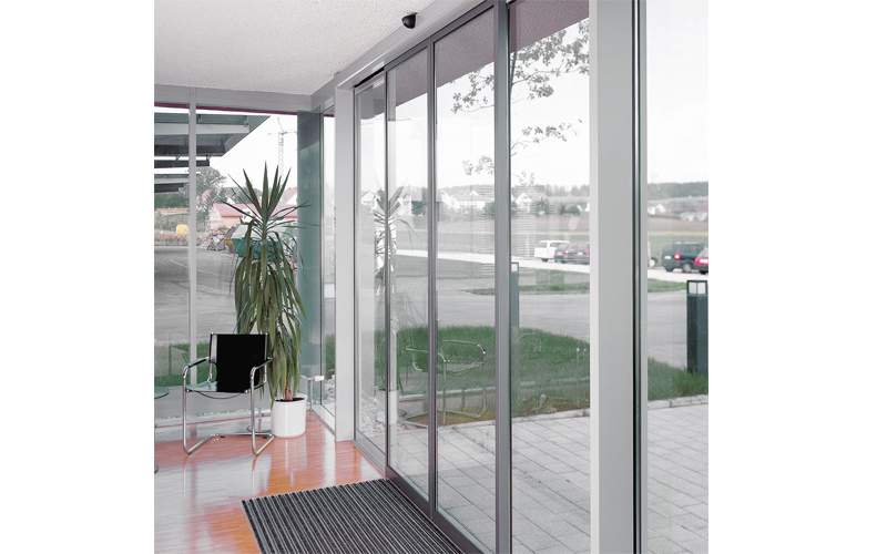 自動玻璃門感應器故障表現及維修方法