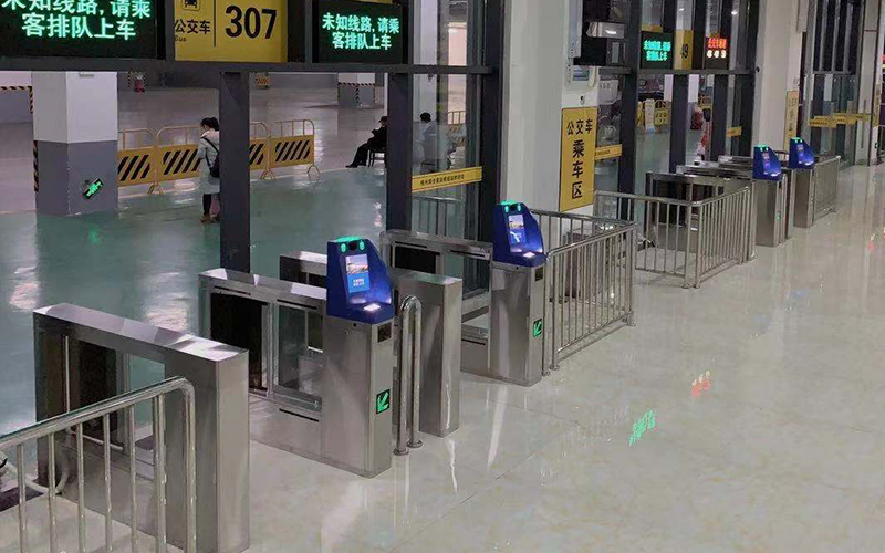 揭秘門禁控制系統“速通”閘機