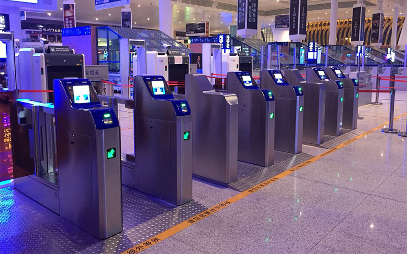 揭秘門禁控制系統“速通”閘機