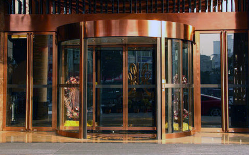 火災、夾人，自動旋轉門防護措施有哪些之自動兩翼旋轉門