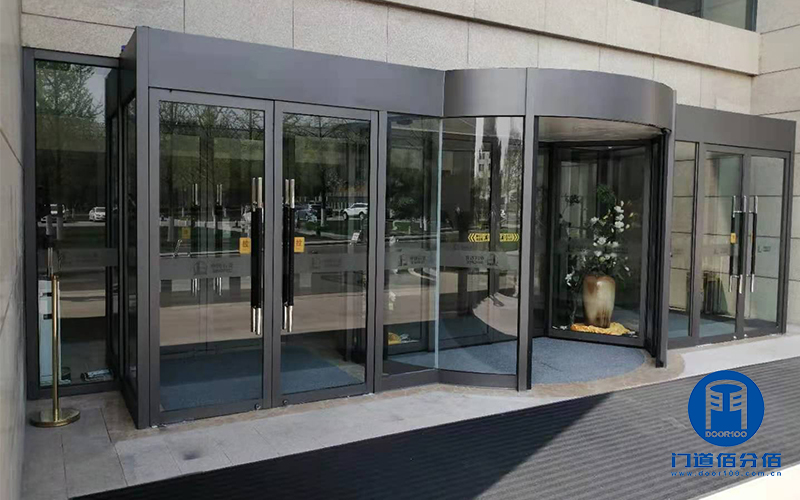 自動(dòng)旋轉(zhuǎn)門包飾美化與防夾傳感器升級(jí)服務(wù)