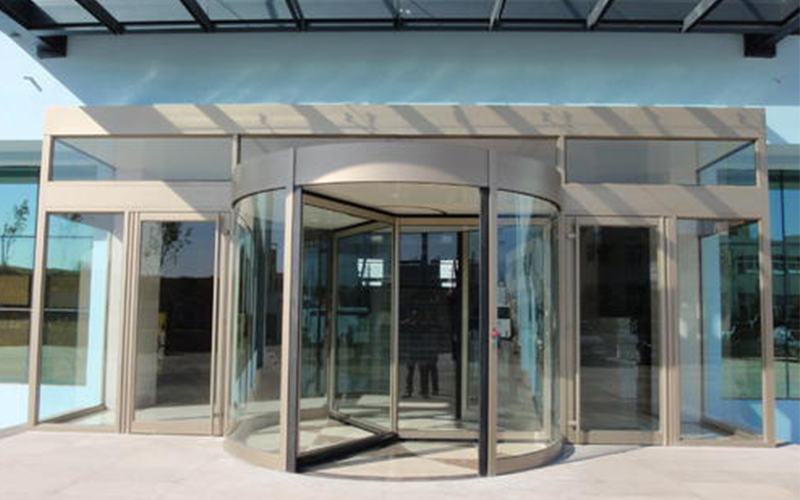 自動門旋轉門為什么使用鋼化玻璃，鋼化玻璃原理介紹