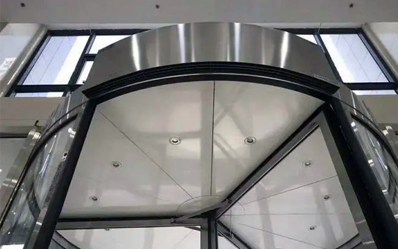 如何為旋轉門/自動門門區挑選熱風幕？