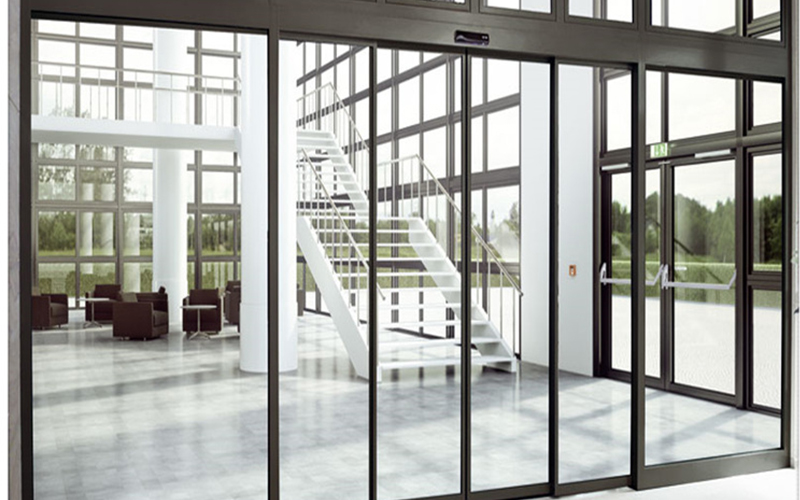 自動套疊門維修指南，自動套疊門壞了就找門道佰分佰