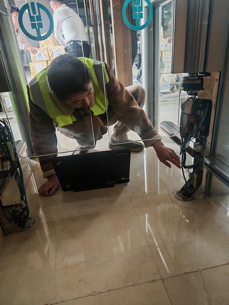 316504ff48df7a50c2581a645d0edde0_compress