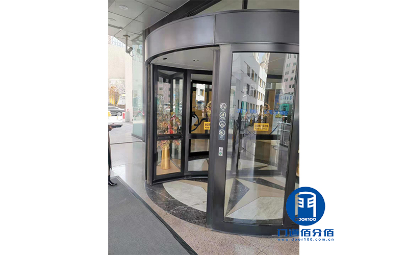 案例分享：大廈自動旋轉(zhuǎn)門保養(yǎng)服務(wù)