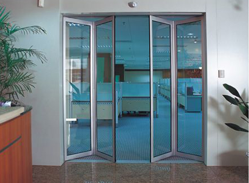 詳述自動折疊門特點及正確使用保養方法