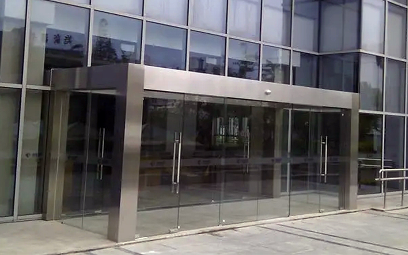 自動門、旋轉門等門型所用鋼化玻璃鑒別方法