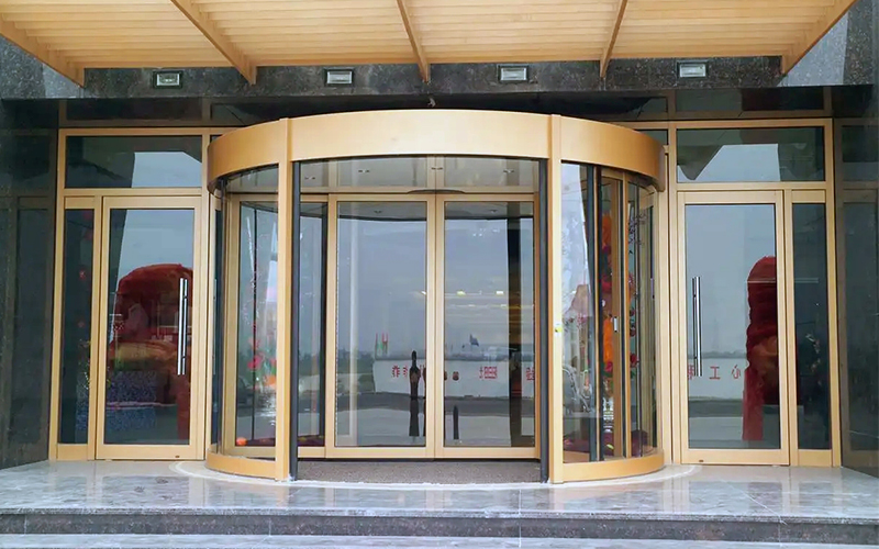 自動門、旋轉門等門型所用鋼化玻璃鑒別方法