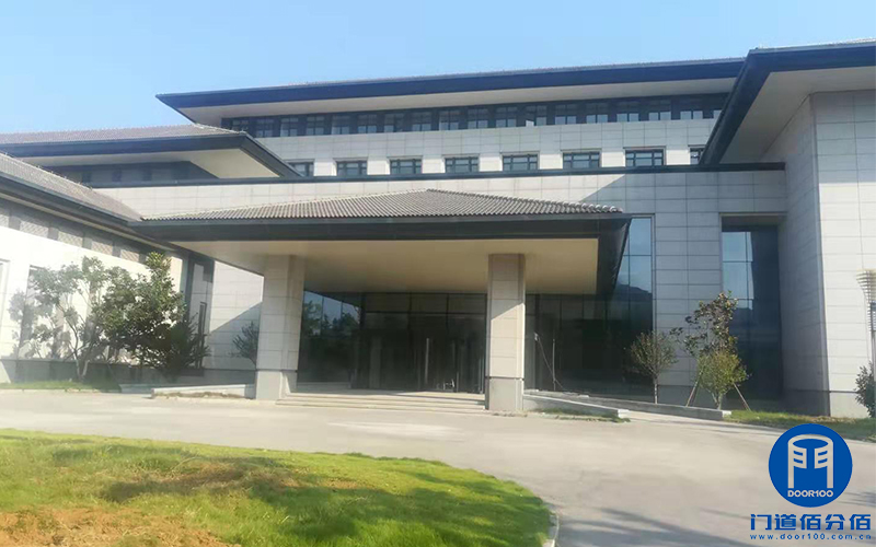 濟南黨校多瑪自動旋轉(zhuǎn)門電器系統(tǒng)維修升級服務(wù)