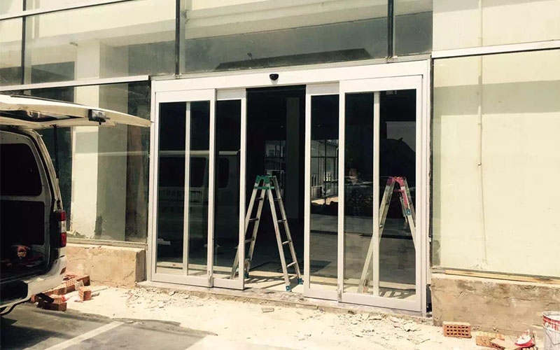 自動(dòng)平移門（感應(yīng)門）安裝施工