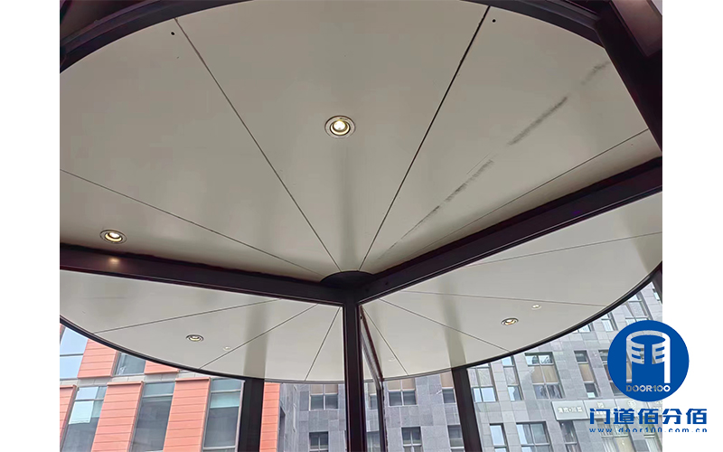 自動旋轉(zhuǎn)門（三翼）保養(yǎng)案例，教你如何延長使用壽命