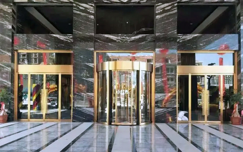 如何確認旋轉門外觀與功能？這些需考量