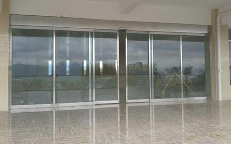 防疫丨進(jìn)出口無(wú)接觸自動(dòng)門，減少疫情傳播的利器