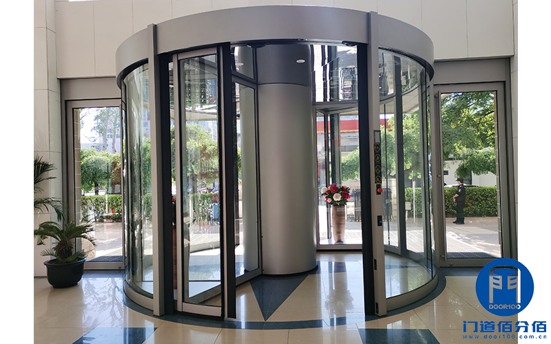 中國建材集團旗下大廈兩翼自動環柱旋轉門工程案例