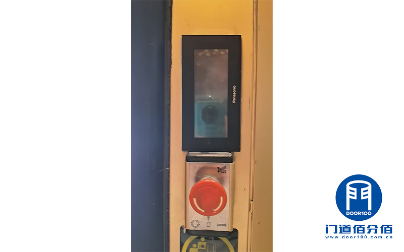 門道保養工作助力濟南酒店旋轉門重生