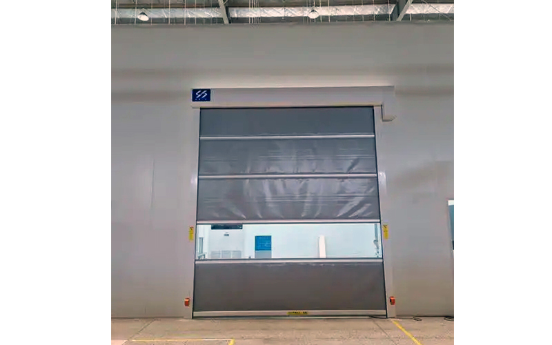 誤操作對工業卷簾門正常使用的影響