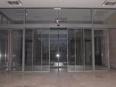 智能化趨勢背景下的自動門有哪些表現形式