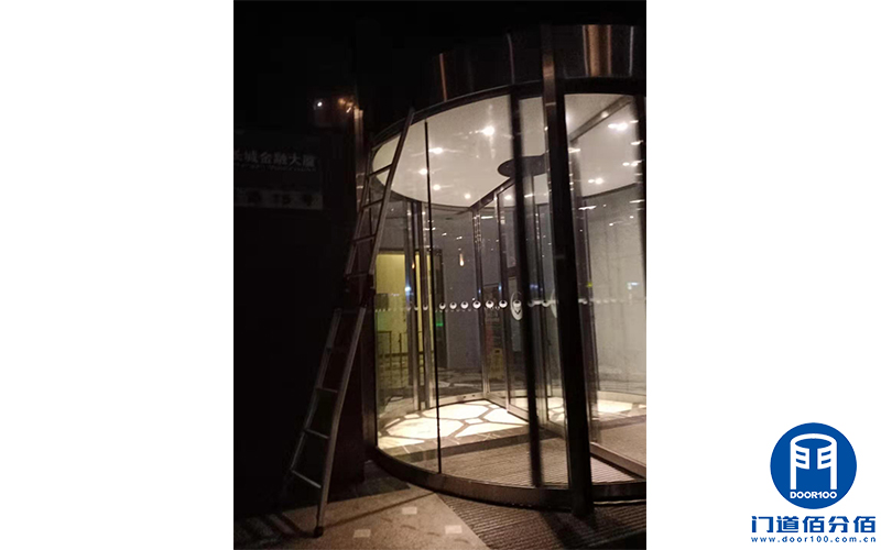 上海黃浦區某酒店兩翼自動旋轉門維護保養服務